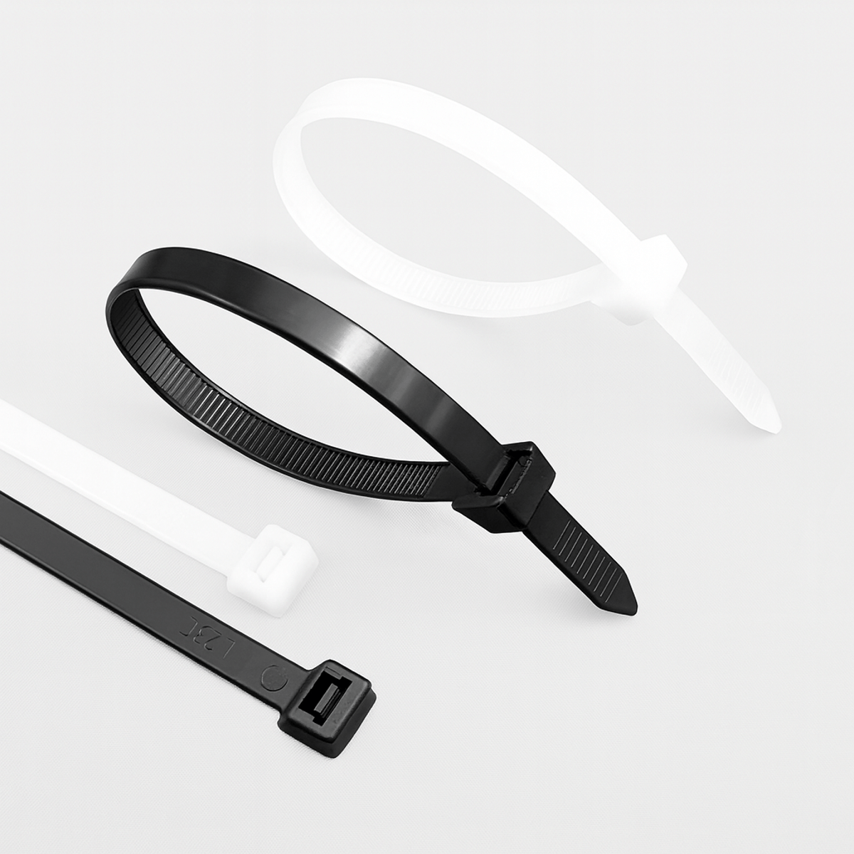 Kabelbinder 100 Stück – Weiß, 140 Mm Länge, 3,6 Mm Breite, Tragkraft 18,2 Kg Für Kabel & Befestigung