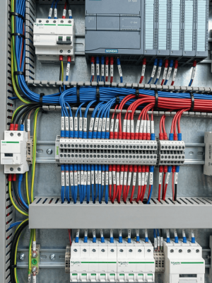 Elektroinstallation & Schaltschrankbau